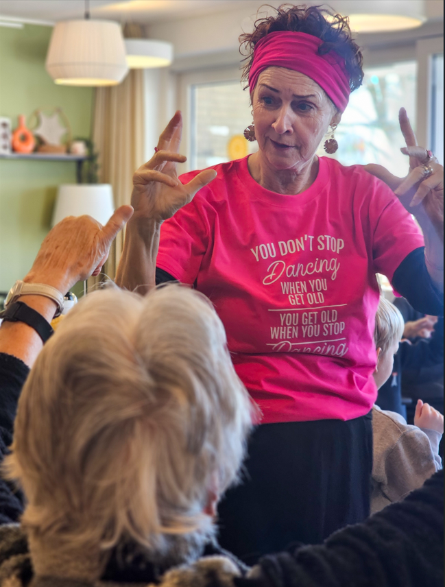 Foto Dans verbindt generaties!